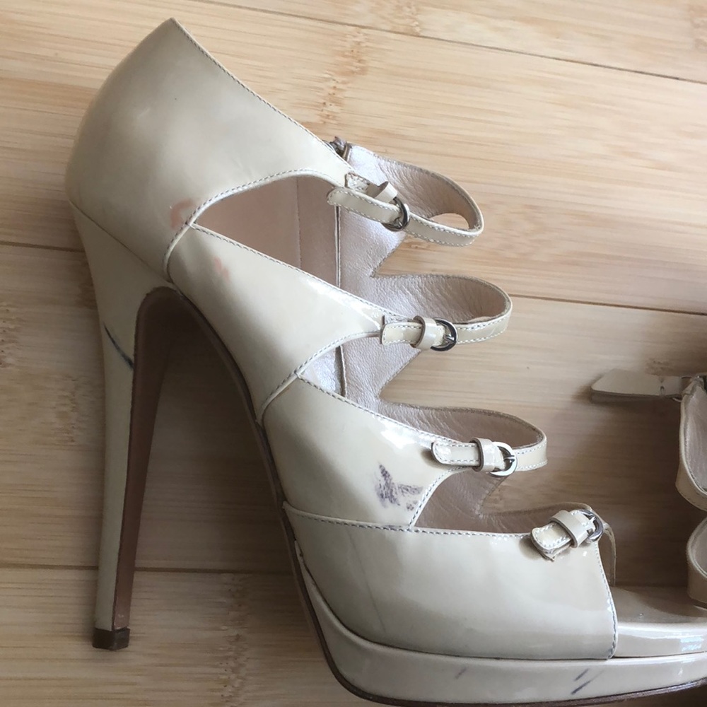 Cascadei Designer Heels - Picture 4 of 8